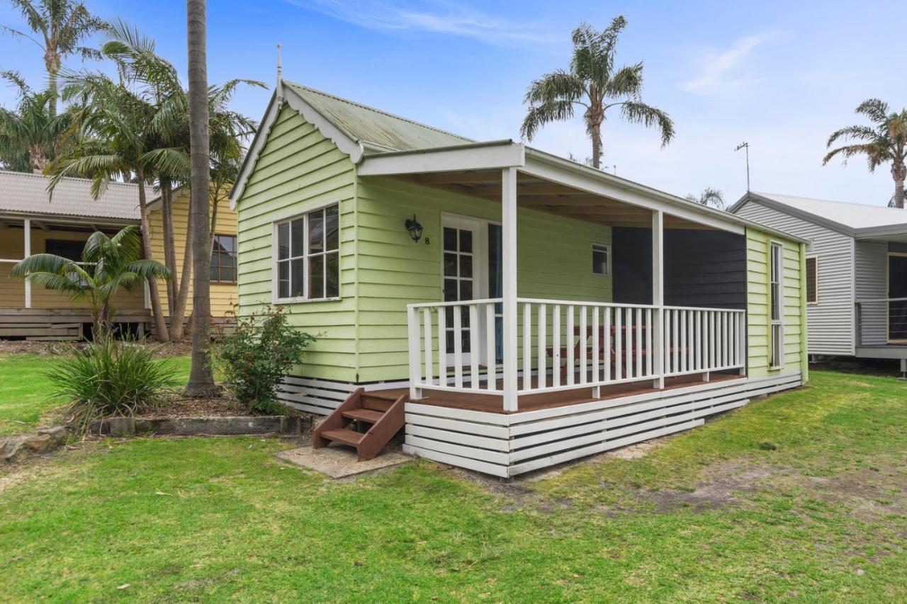 Wairo Beach Holiday Park Tabourie Lake Exterior photo