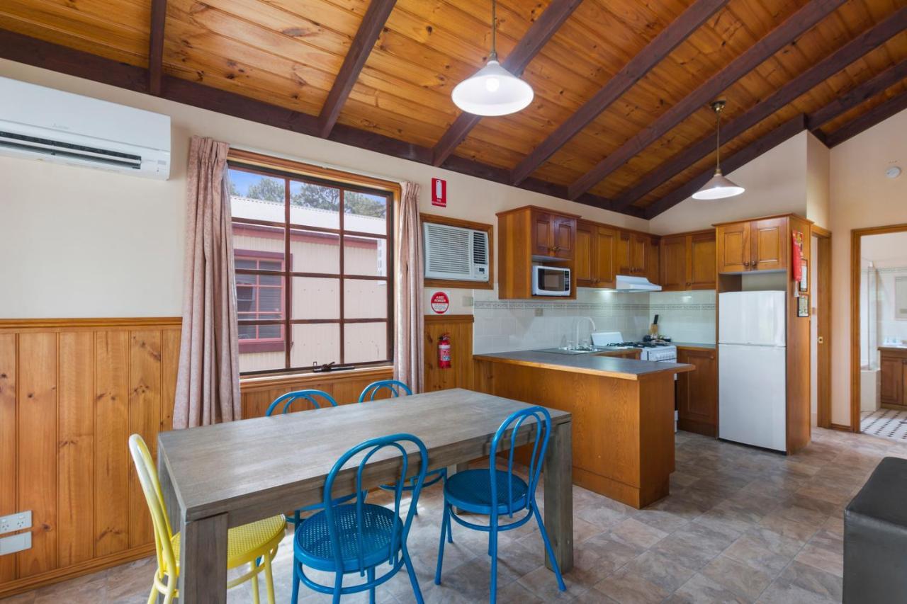 Wairo Beach Holiday Park Tabourie Lake Exterior photo