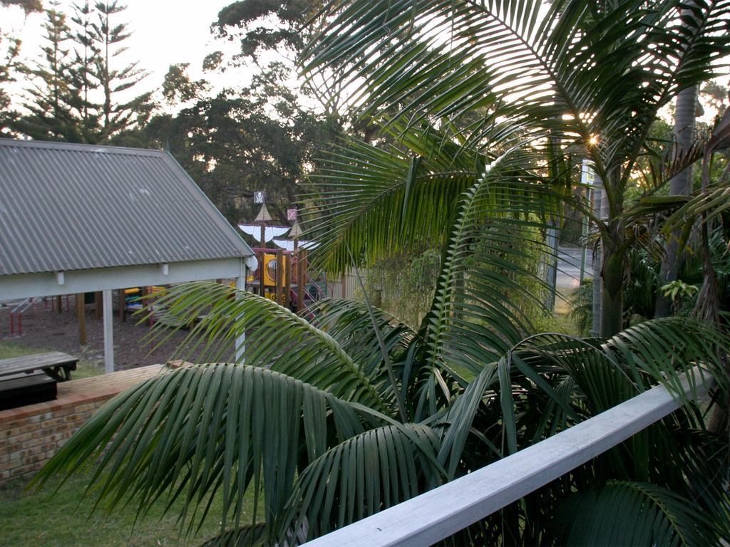 Wairo Beach Holiday Park Tabourie Lake Exterior photo